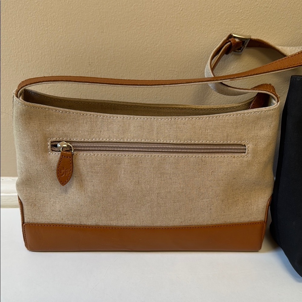 Bundle two Missco handbags for the price of one - Picture 2 of 16